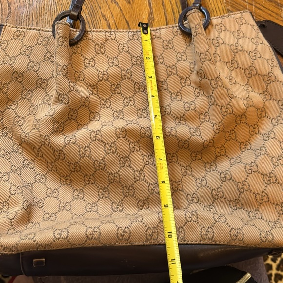 Authentic Gucci purse - Picture 5 of 7